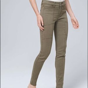 💚 WHBM Skinny Ankle Pant 💚